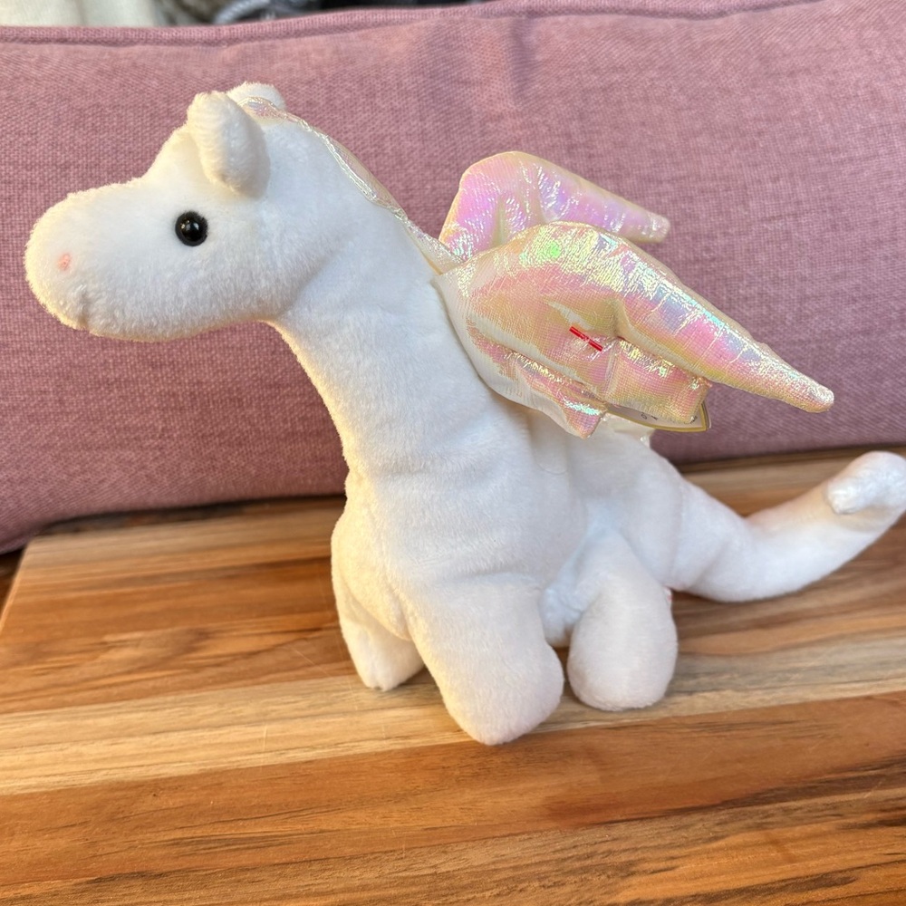 Ty Beanie Baby Magic the Dragon 1995 Style 4088 White Iridescent Wings With Tag